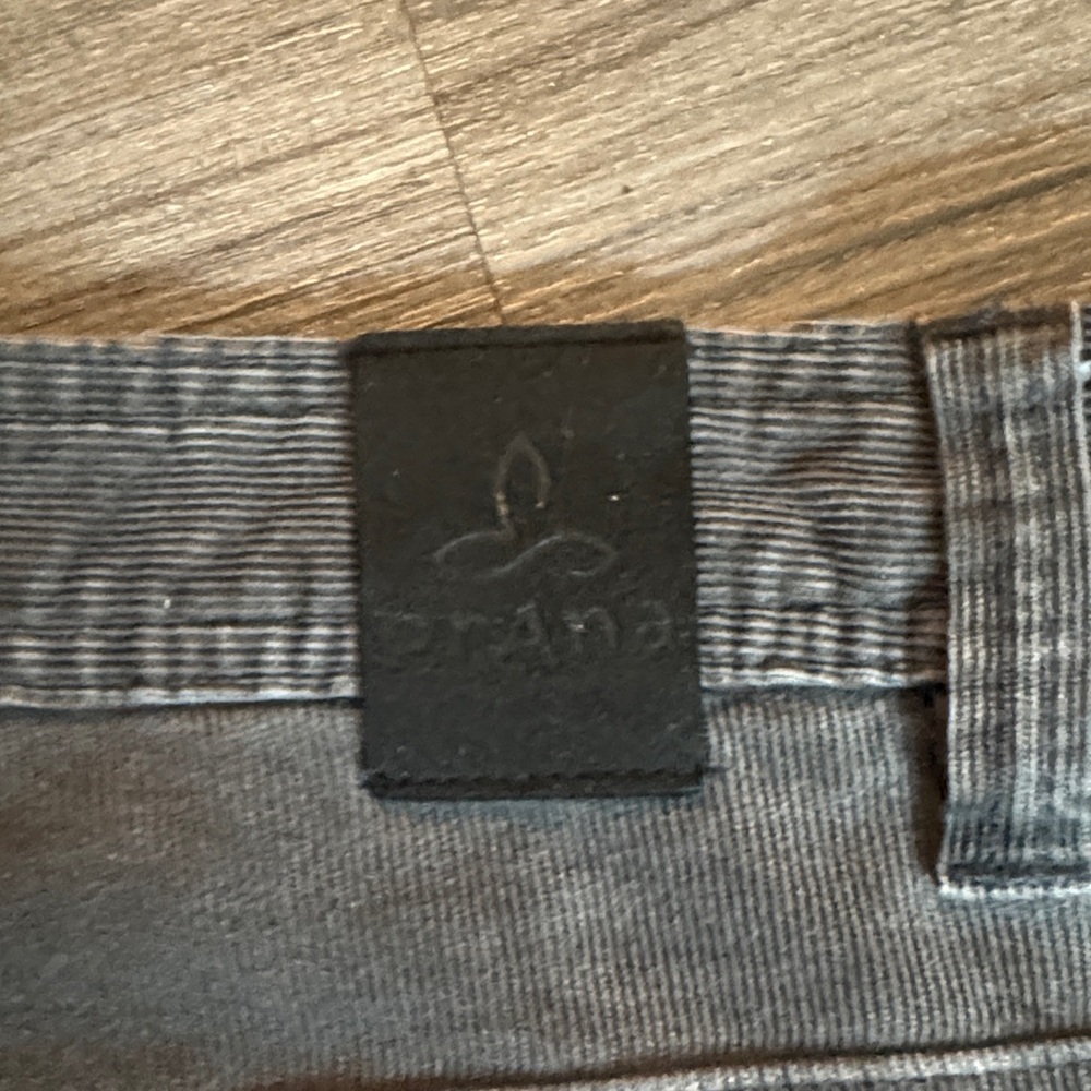 Prana Slim Fit Gray Lightweight Corduroy Pants 32x32 - Picture 4 of 8